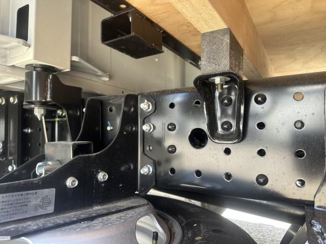 MITSUBISHI CANTER 2025