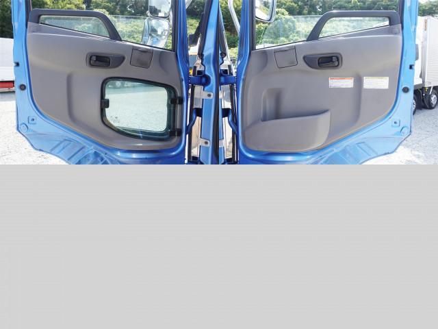 NISSAN DIESEL Quon 2017