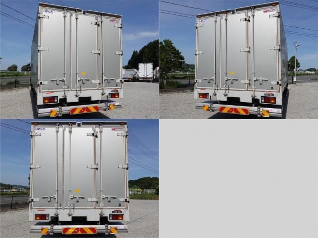 MITSUBISHI FUSOU FIGHTER 2017