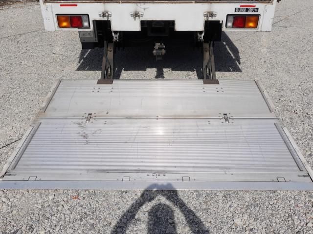 MITSUBISHI FUSOU FIGHTER 2017