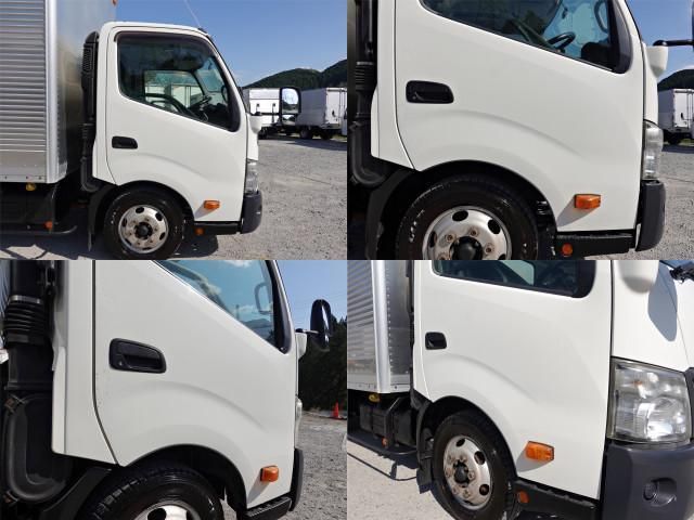 TOYOTA DYNA 2012