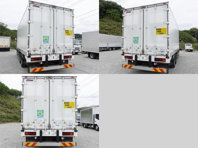 MITSUBISHI FUSOU FIGHTER 2009