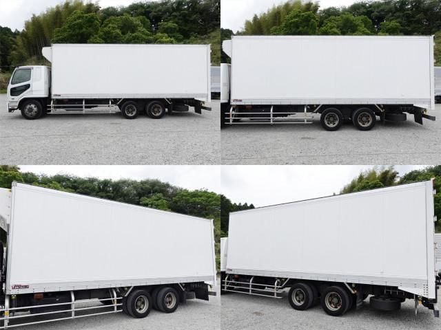 MITSUBISHI FUSOU FIGHTER 2009