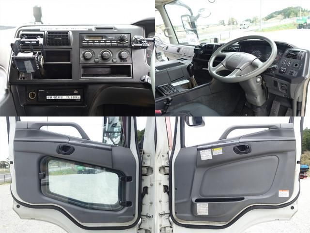 MITSUBISHI FUSOU SUPER GREAT 2012