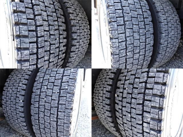 MITSUBISHI FUSOU SUPER GREAT 2015