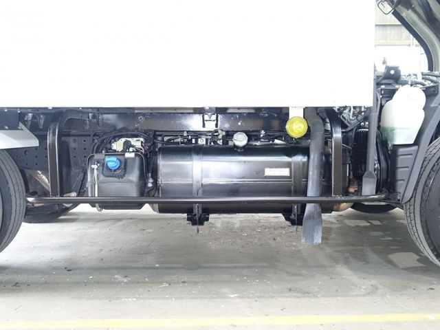 MITSUBISHI CANTER 2014