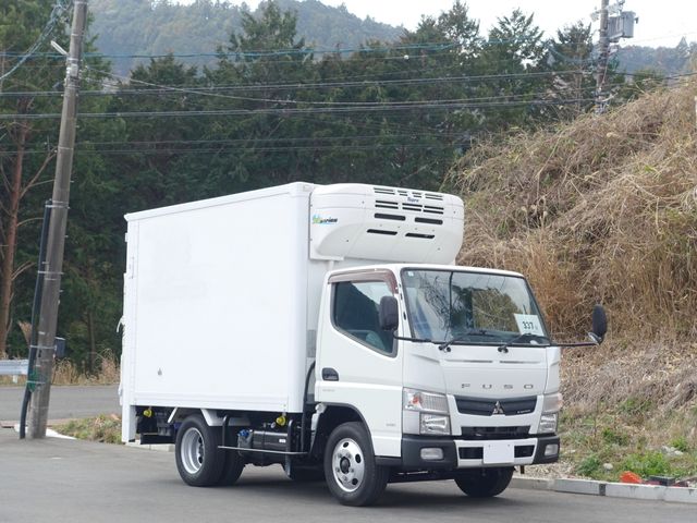 MITSUBISHI CANTER 2014