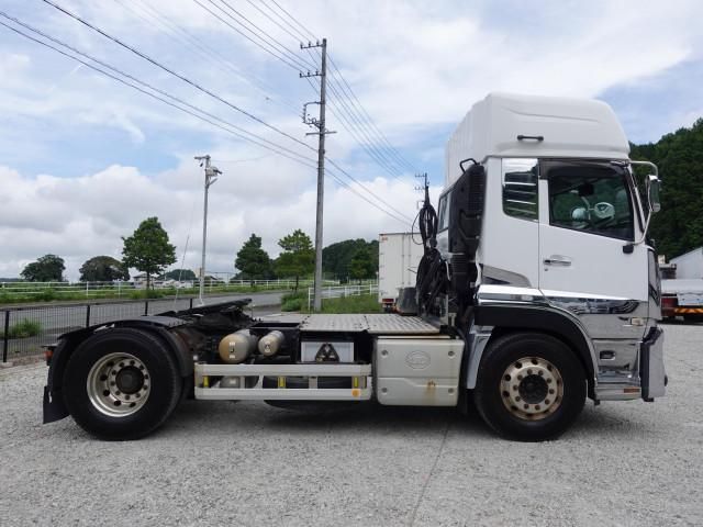 NISSAN DIESEL Quon 2019