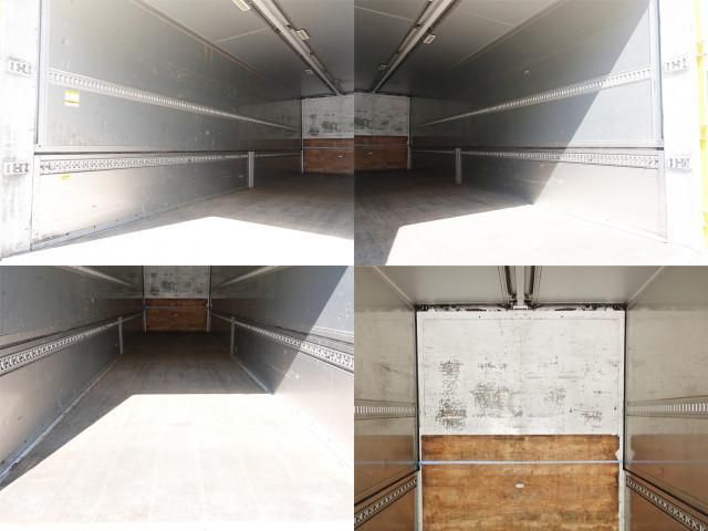 MITSUBISHI FUSOU SUPER GREAT 2012