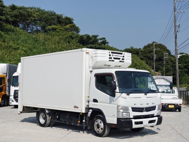 MITSUBISHI CANTER 2016