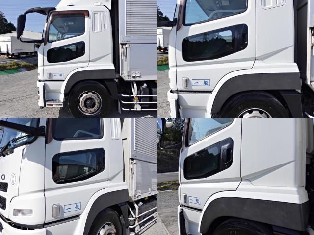 MITSUBISHI FUSOU SUPER GREAT 2013