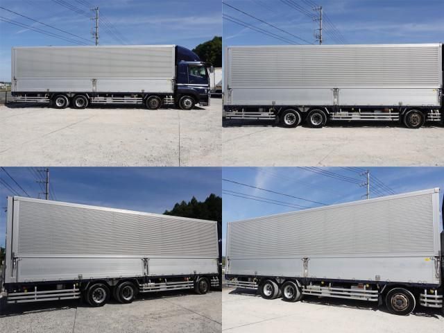 MITSUBISHI FUSOU SUPER GREAT 2012