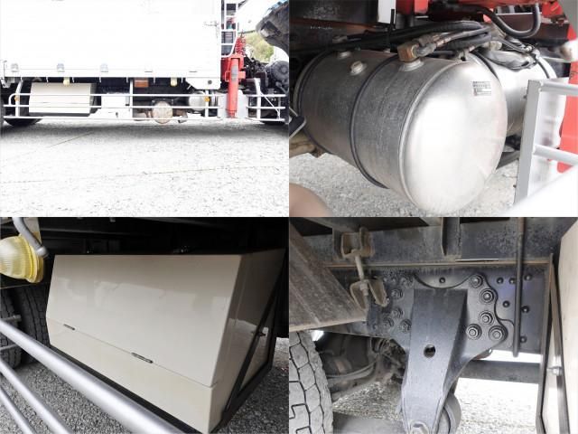 MITSUBISHI FUSOU FIGHTER 2014