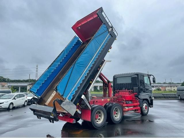 MITSUBISHI FUSOU SUPER GREAT 2013