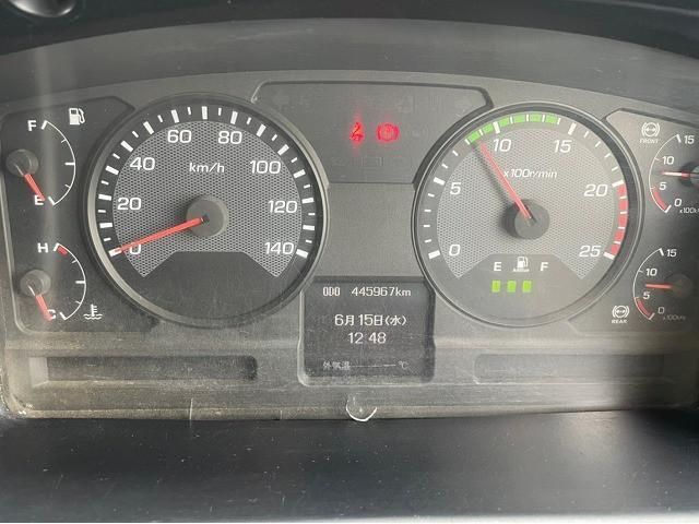 MITSUBISHI FUSOU SUPER GREAT 2013