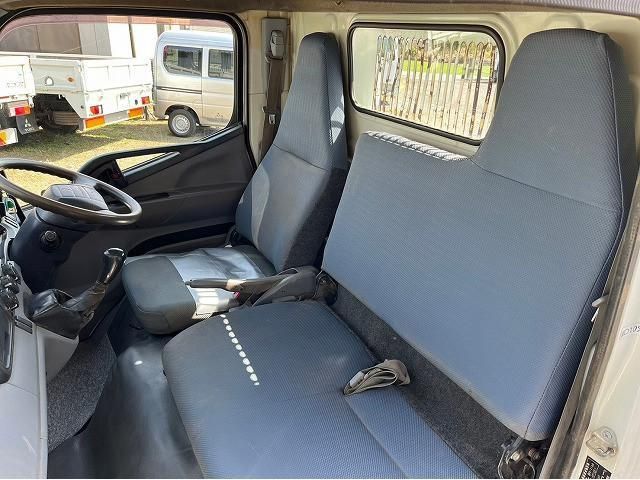 MITSUBISHI CANTER 2012