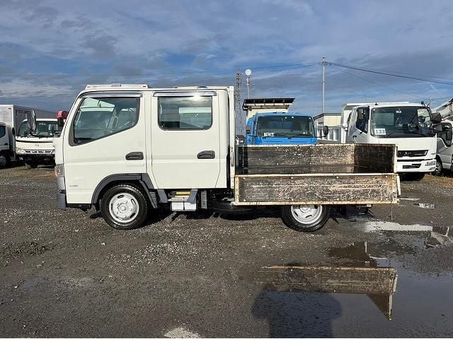 MITSUBISHI CANTER 2015