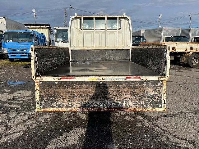 MITSUBISHI CANTER 2015