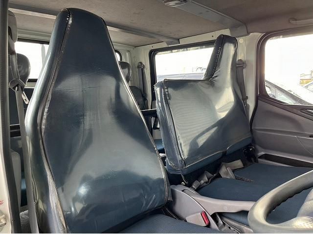 MITSUBISHI CANTER 2015