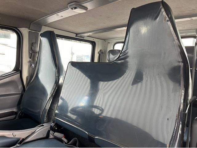 MITSUBISHI CANTER 2015