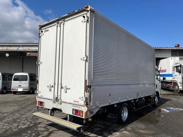 ISUZU ELF 2012