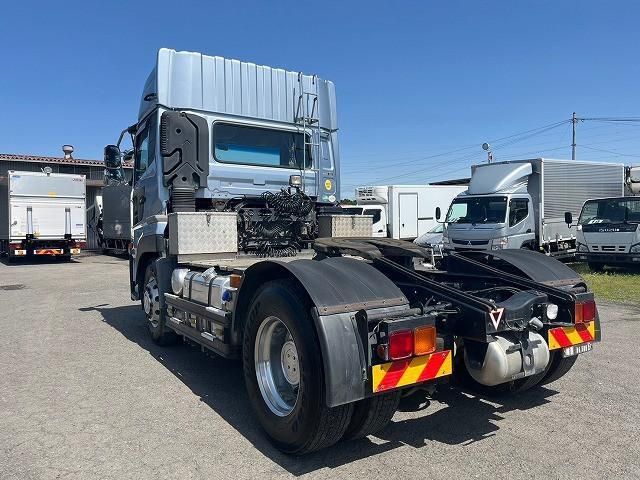 NISSAN DIESEL Quon 2012