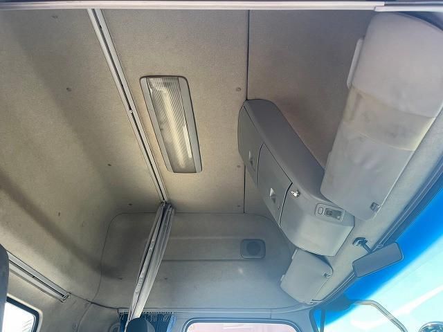 NISSAN DIESEL Quon 2012