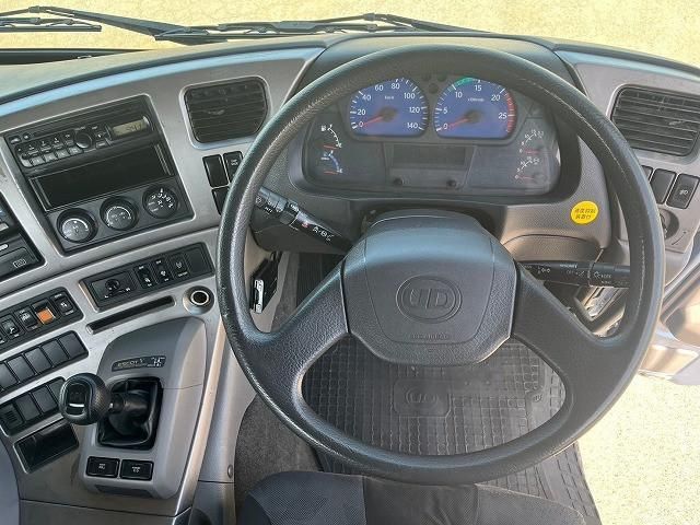 NISSAN DIESEL Quon 2012