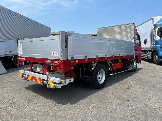 MITSUBISHI CANTER 2016