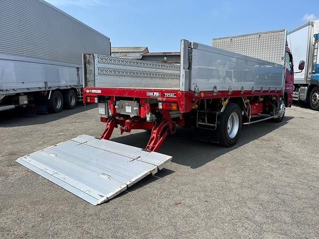 MITSUBISHI CANTER 2016