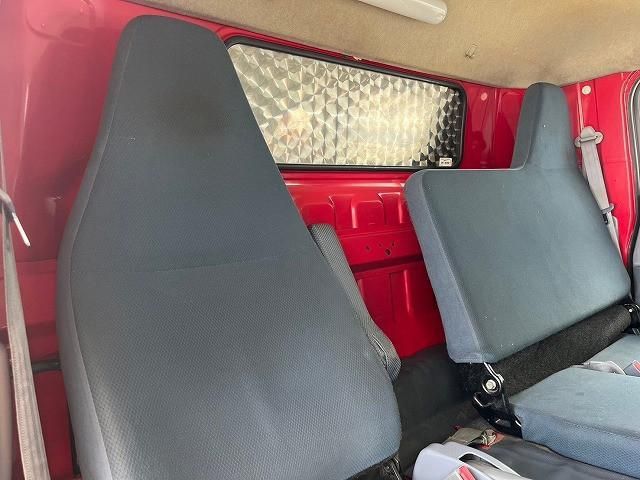 MITSUBISHI CANTER 2016