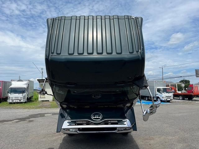 NISSAN DIESEL Quon 2012