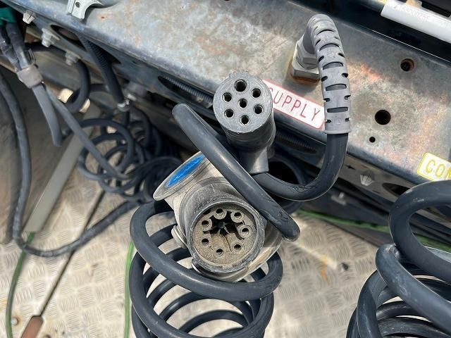 NISSAN DIESEL Quon 2012