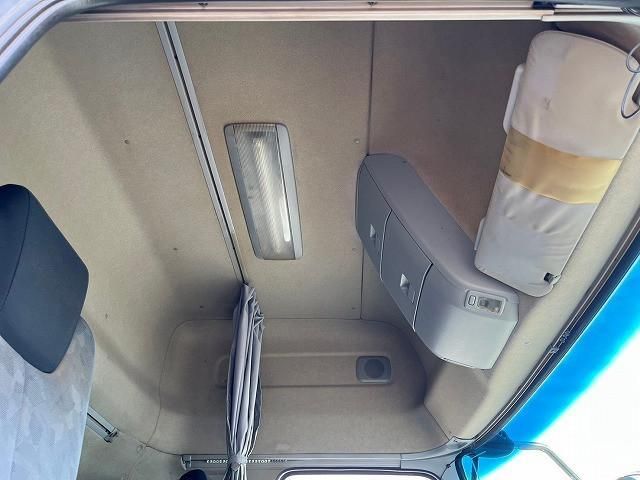 NISSAN DIESEL Quon 2012