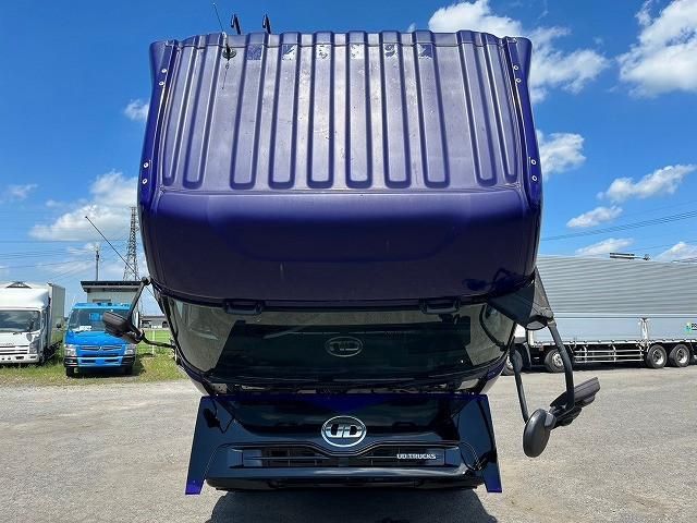 NISSAN DIESEL Quon 2014