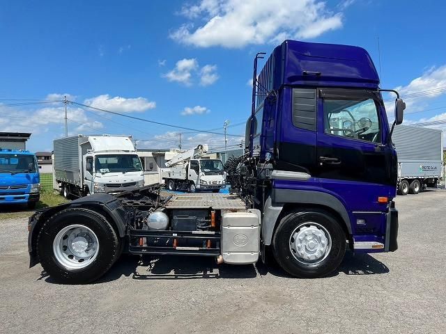 NISSAN DIESEL Quon 2014