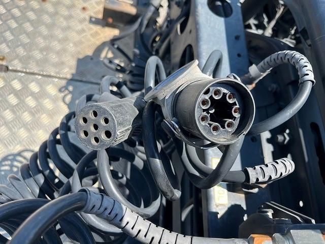 NISSAN DIESEL Quon 2014