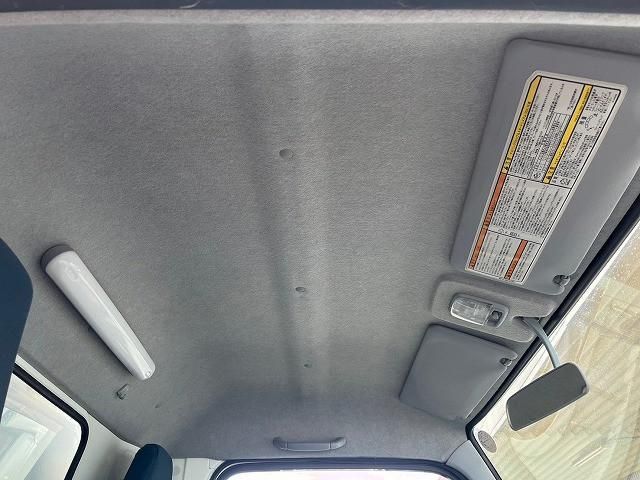 MITSUBISHI CANTER 2016