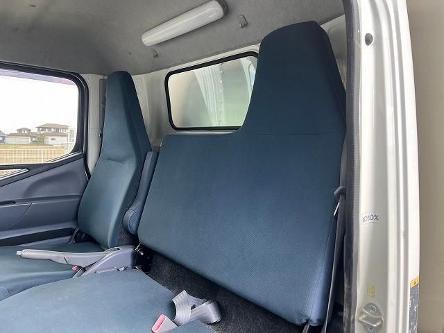 MITSUBISHI CANTER 2016