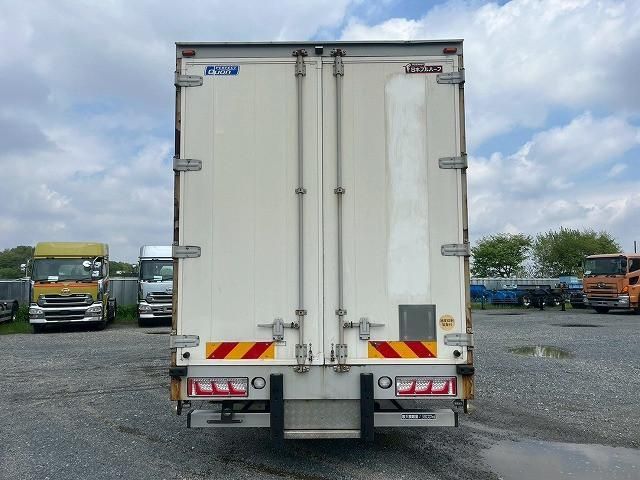 NISSAN DIESEL Quon 2016