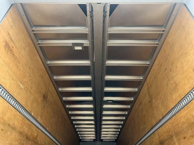 NISSAN DIESEL Quon 2016