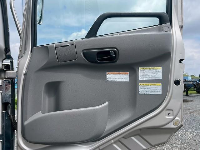 NISSAN DIESEL Quon 2016