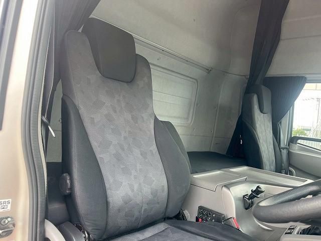 NISSAN DIESEL Quon 2016