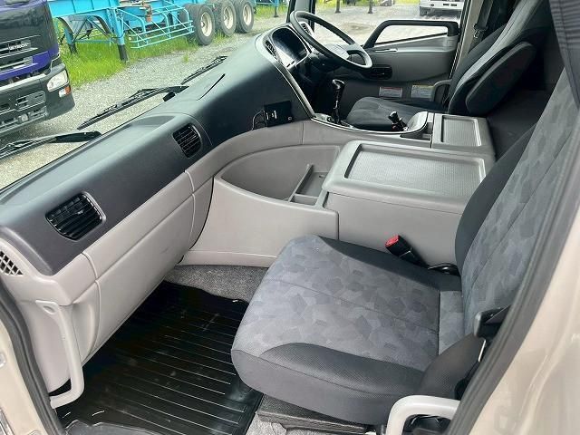 NISSAN DIESEL Quon 2016