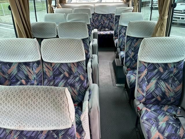 NISSAN CIVILIAN 2004