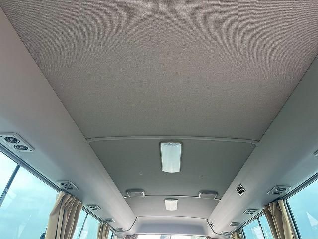 NISSAN CIVILIAN 2004