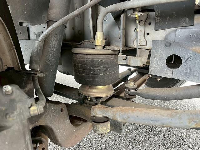 NISSAN CIVILIAN 2004