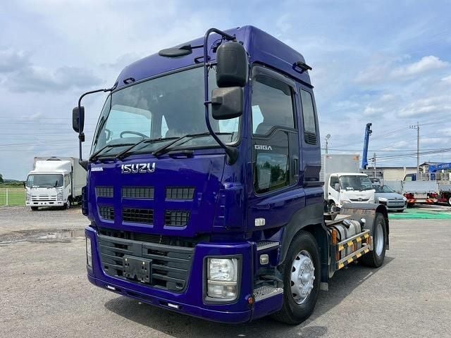 ISUZU GIGA 2013