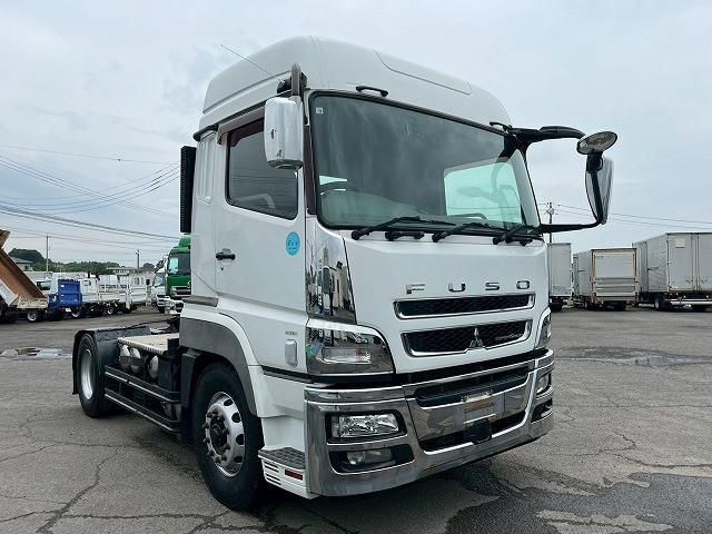 MITSUBISHI FUSOU SUPER GREAT 2015