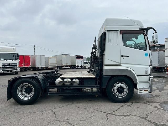 MITSUBISHI FUSOU SUPER GREAT 2015